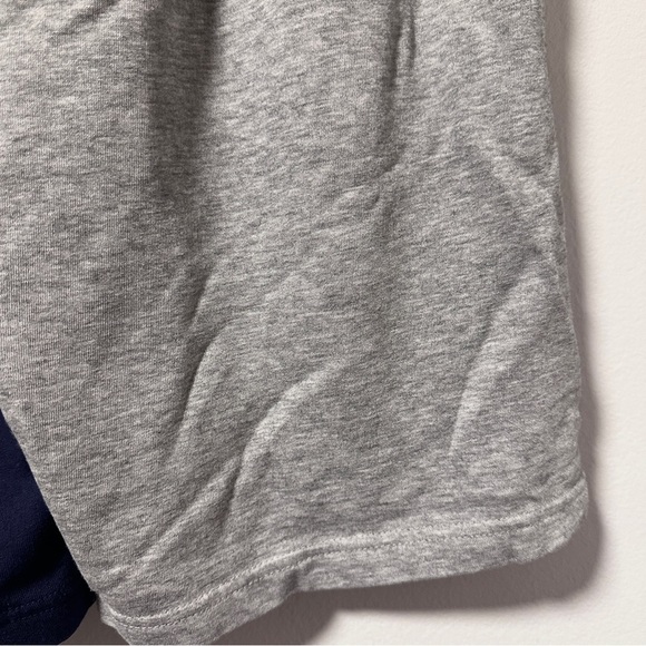 Vintage Umbro Gray Navy Blue Logo Two-Toned Sweat Shorts Youth Size XL 16/18 - Picture 12 of 15